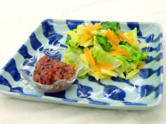 春キャベツの雑穀梅ソース