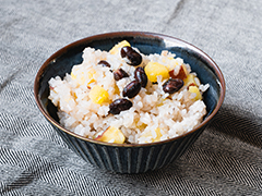黒豆とさつまいものごはん